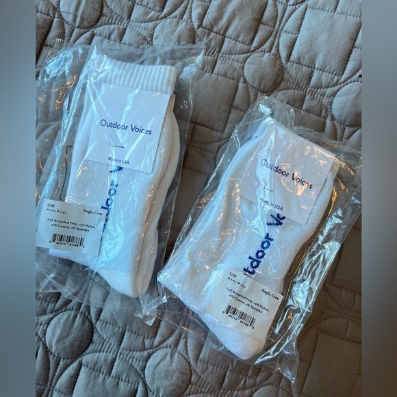 Outdoor Voices Graphic Crew Socks - Picture 1 of 10